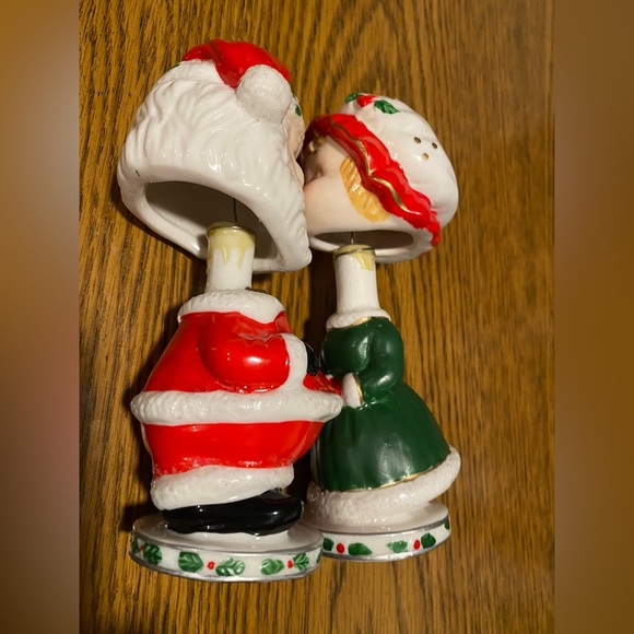 Mr&Mrs.Claus Bobble Heads - Picture 7 of 14